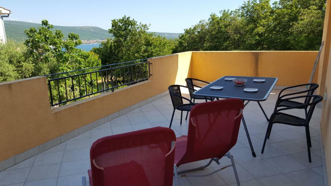 Apartments Sanjin Kornic Exterior photo